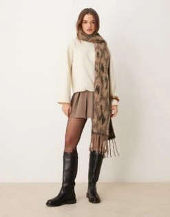 Curated Apparel Shop -Curated Apparel Shop 207680915 2