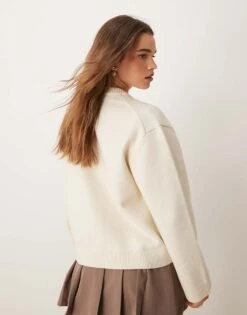Gina Tricot Crew Neck Knitted Sweater With Wide Sleeves In Cream For Women -Curated Apparel Shop 207680915 3