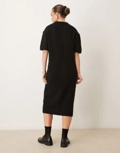 Gina Tricot Knitted Midaxi T-shirt Dress In Black For Women -Curated Apparel Shop 207731511 4