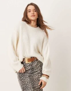 Gina Tricot Super Soft Knit Oversized Sweater In Off White For Women