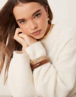 Gina Tricot Super Soft Knit Oversized Sweater In Off White For Women -Curated Apparel Shop 207732125 4