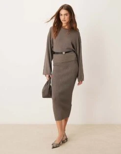 Gina Tricot Co-ord Metallic Fine Knit Maxi Skirt In Dark Beige For Women -Curated Apparel Shop 207736503 1 darkbeige 1