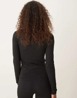 Gina Tricot Long Sleeve Lace V Neck Top In Black For Women -Curated Apparel Shop 207736520 3