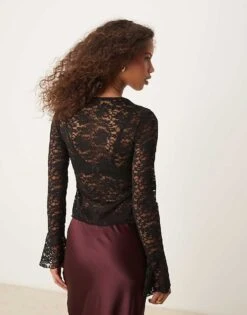Gina Tricot Lace Top With Scalloped Edge Detail In Black For Women -Curated Apparel Shop 207736548 4