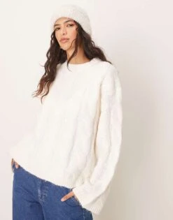 Gina Tricot Chunky Cable Knit Sweater In Cream For Women -Curated Apparel Shop 207736598 1 cream 1