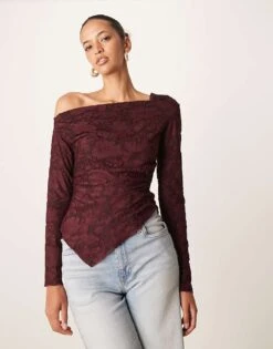 Gina Tricot Jersey Jacquard Off Shoulder Top With Asymmetric Hem In Burgundy For Women -Curated Apparel Shop 207736618 1 burgundy 1