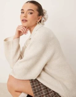 Gina Tricot Knitted Button Polo Collar Long Sleeve Top In Stone For Women -Curated Apparel Shop 207736875 4