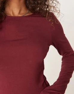 Gina Tricot Soft Touch Slim Fit Crew Neck Top In Burgundy For Women -Curated Apparel Shop 207737695 3
