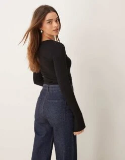 Gina Tricot Soft Touch Long Sleeve Top With Scoop Neck And Split Cuffs In Black For Women -Curated Apparel Shop 207787605 3