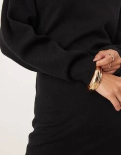 Gina Tricot Sculpted Crew Neck Knitted Mini Dress In Black For Women -Curated Apparel Shop 207787650 4