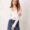 Gina Tricot Soft Touch Long Sleeve Top With Scoop Neck And Split Cuffs In Off White For Women -Curated Apparel Shop 207787887 1 offwhite