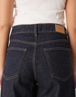 Gina Tricot Barrel Leg Jeans In Clean Indigo Blue Rinse Wash For Women Indigo Rinse Wash -Curated Apparel Shop 207787991 4