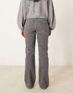 Gina Tricot Mid Rise Bootcut Stretch Jeans In Washed Grey For Women -Curated Apparel Shop 207788007 3