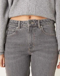 Gina Tricot Mid Rise Bootcut Stretch Jeans In Washed Grey For Women -Curated Apparel Shop 207788007 4