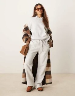 Gina Tricot Loose Fit Straight Leg Joggers In Light Grey Melange For Women