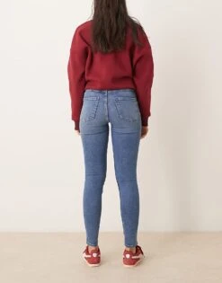 Gina Tricot Molly High Waist Super Skinny Stretch Jeans In Mid Washed Blue For Women -Curated Apparel Shop 207810301 3