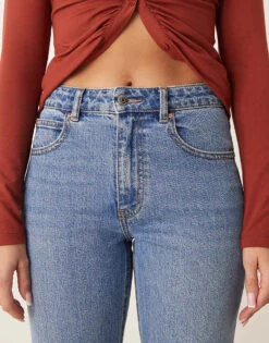 Gina Tricot Mid Rise Bootcut Stretch Jeans In Mid Wash Blue For Women -Curated Apparel Shop 207810368 5