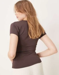 Gina Tricot Soft Touch Jersey Short Sleeve Top With Round Neck In Brown For Women -Curated Apparel Shop 207952500 4