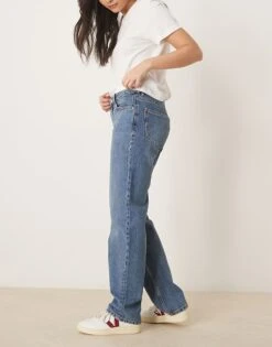 Gina Tricot Straight Leg Jeans In Midwash Blue For Women -Curated Apparel Shop 207952744 3