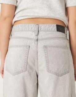 Gina Tricot Baggy Fit Jeans In Lightwash Grey For Women -Curated Apparel Shop 207963450 4
