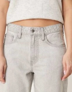 Gina Tricot Baggy Fit Jeans In Lightwash Grey For Women -Curated Apparel Shop 207963450 5